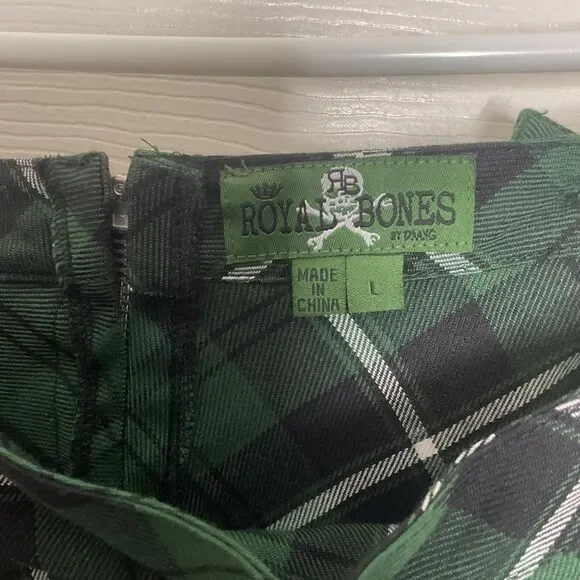 Royal Bones by Tripp NYC Green Plaid Suspender Skirt Size Large - Picture 4 of 4